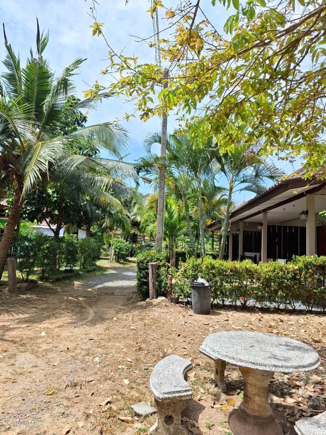 Lanta Salamat House Ko Lanta Kültér fotó